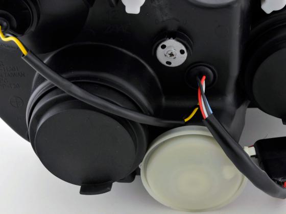 Scheinwerfer Set Mercedes C-Klasse Typ W203 Bj. 00-07 schwarz für Rechtslenker