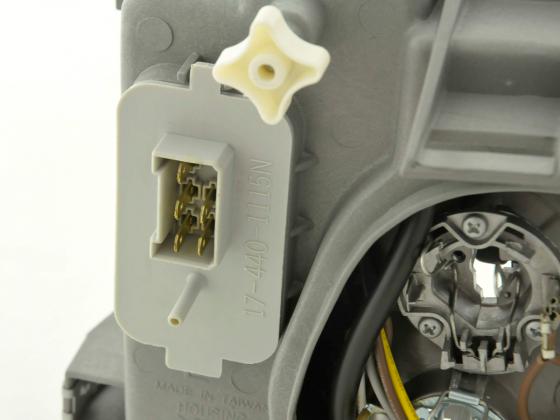 Verschleißteile Scheinwerfer links Mercedes Benz Sprinter Bj. 95-00