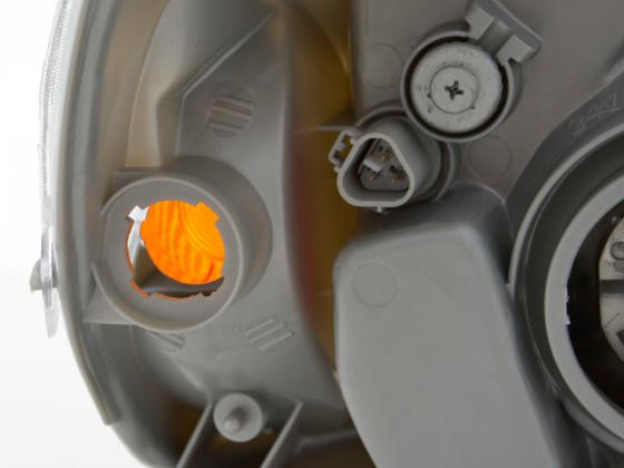 Verschleißteile Scheinwerfer links Toyota Yaris (Typ P1) Bj. 99-03