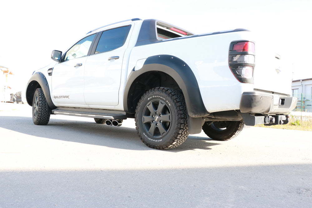 FOX Ford Ranger ab 09/2015 4x4 - Wildtrak Endschalldämpfer Sidepipe, Ausgang rechts und links am Fahrzeug - 2x115x85 Typ 38 rechts/links