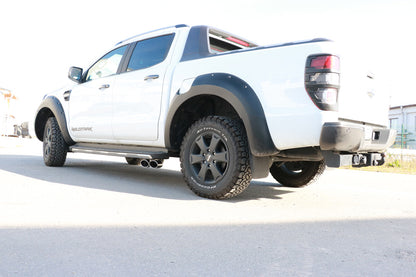 FOX Ford Ranger ab 09/2015 4x4 - Wildtrak Endschalldämpfer Sidepipe, Ausgang rechts und links am Fahrzeug - 2x115x85 Typ 38 rechts/links
