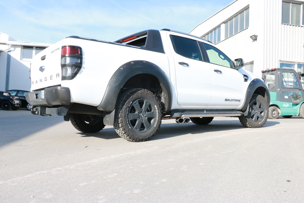 FOX Ford Ranger ab 09/2015 4x4 - Wildtrak Endschalldämpfer Sidepipe, Ausgang rechts und links am Fahrzeug - 2x115x85 Typ 38 rechts/links