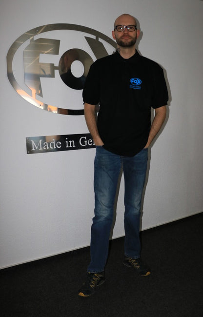 FOX FOX Polo-Shirt Größe M Schwarz mit blauer Schrift