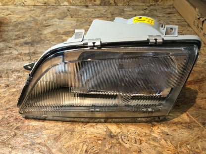 Original GM Opel Omega A Senator B Scheinwerfer rechts Neu