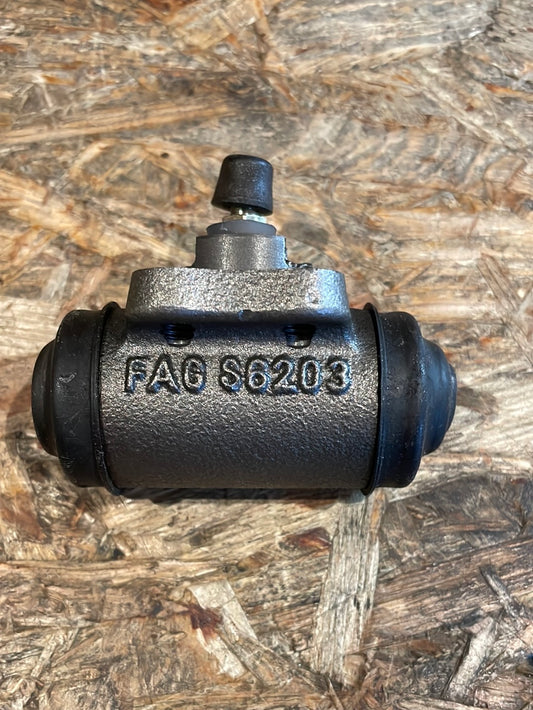 Original GM Opel Manta A Radbremszylinder Neu