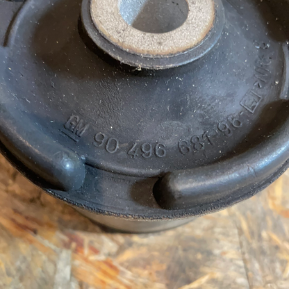 Original GM Opel Vectra B Lagerung Achskörper Hinterachse vorne beidseitig Neu