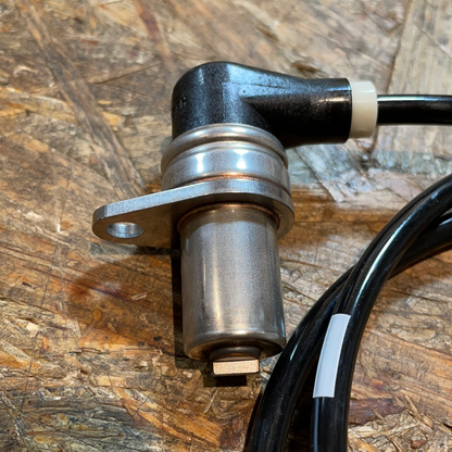 Original GM Opel Omega A Senator B ABS-Sensor vorne Neu