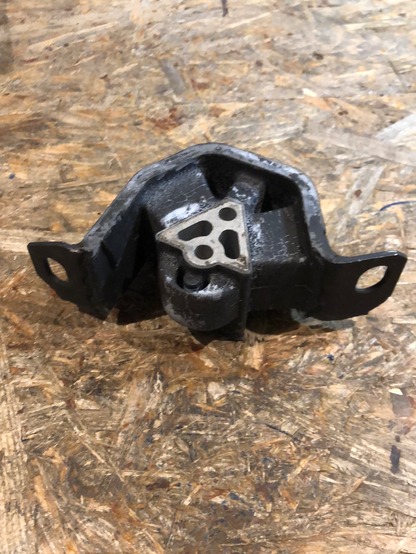 Original GM Opel Astra F Motorlager Vorne Links Neu