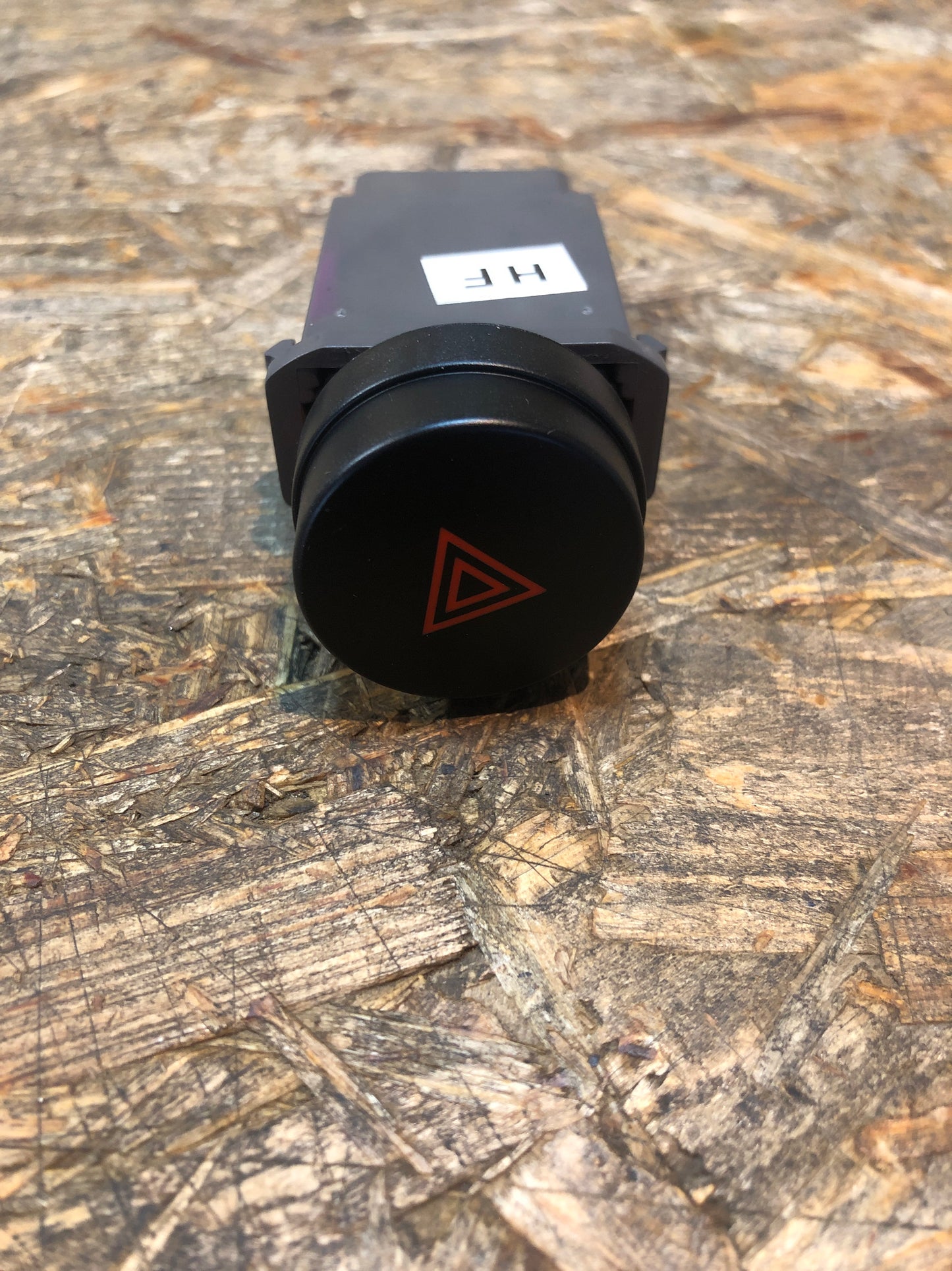 Original GM Opel Aveo Knopf Warnblinker Neu