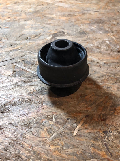 Original GM Opel Calibra Dämpfungsbuchse vorne Neu