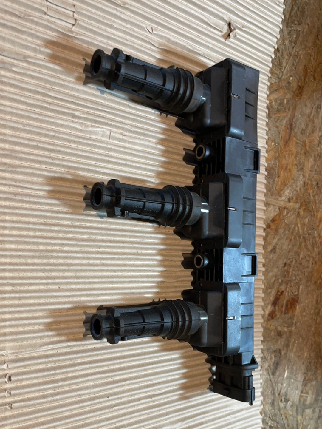 Original GM Opel Corsa C/D Agila A Z10XEP Zündspule Neu
