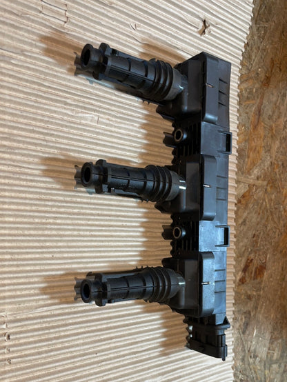 Original GM Opel Corsa C/D Agila A Z10XEP Zündspule Neu