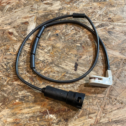 Original GM Opel Omega A Warnkontakt Bremsbelag Verschleiß Sensor vorne Neu