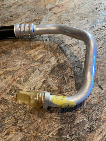 Original GM Opel Vivaro A Renault Trafic 2 Klimaanlage Kondensatorrohr an Kompressor 1,9L Neu