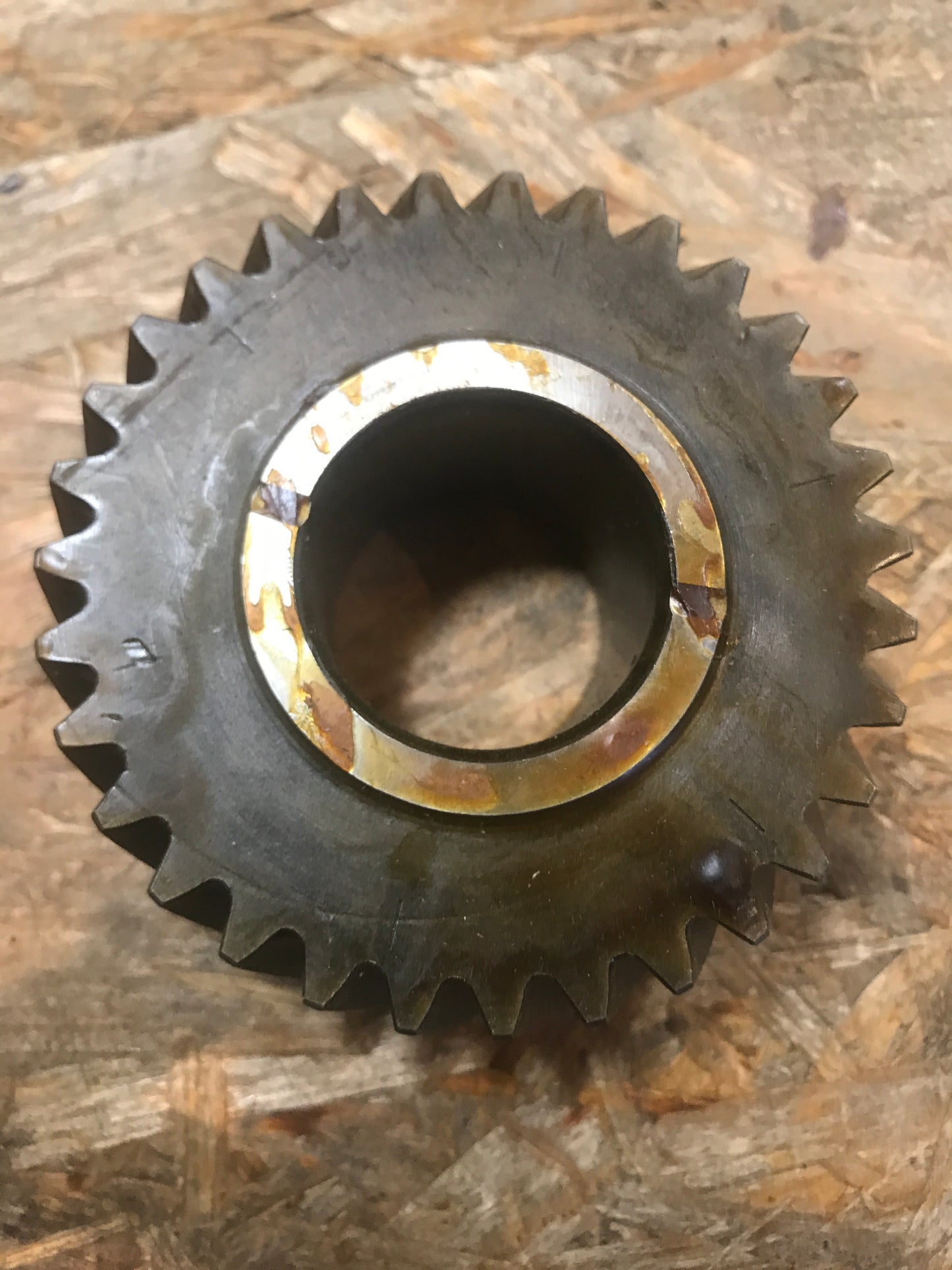 Original Opel Manta B Kadett E 1.0 / 1.2 Getriebezahnrad 4-Gang NEU