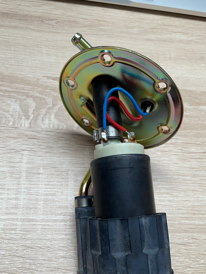Original GM Opel Corsa A Kraftstoffpumpe Neu