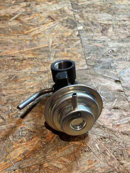 Original GM Opel Monterey 3,2l Abgasrückführungsventil Neu