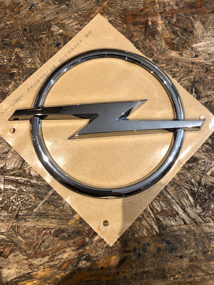 Original GM Opel Corsa D Emblem Heckklappe Neu