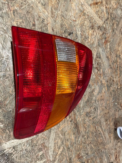 Original GM Opel Astra F Rückleuchte rechts Neu