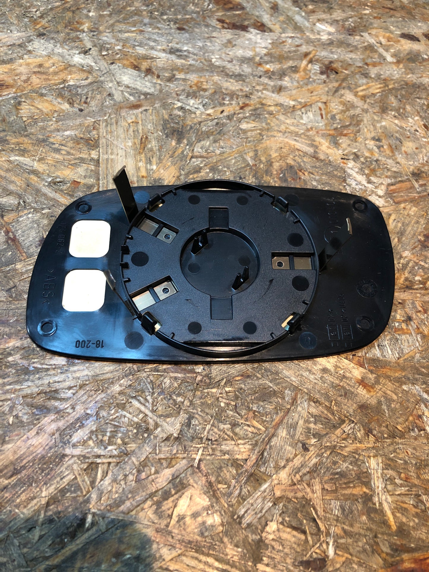 Original GM Opel Astra F Spiegelglas rechts Neu