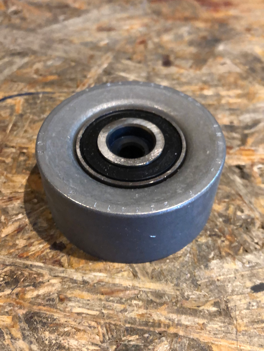 Original Chevrolet Cruze Spannrolle Neu