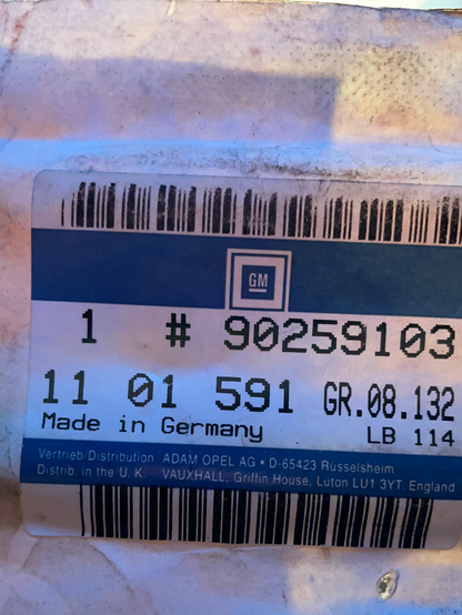 Original GM Opel Kadett E Zierleiste Kotflügel mit roten Streifen links Neu