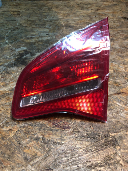 Original GM Opel Meriva B Rückleuchte rechts Neu