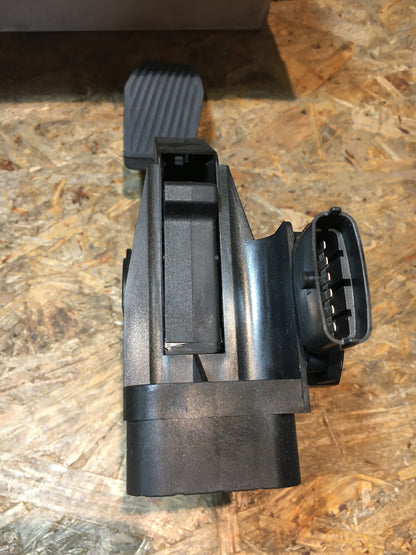 Original Astra G Gaspedal NEU