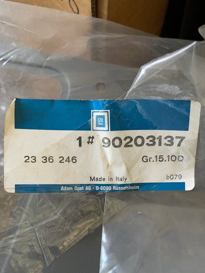 Original GM Opel Kadett E Verkleidung hinten links Neu