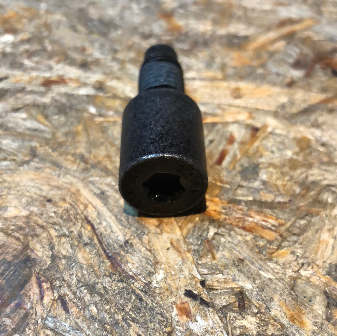 Original Oldtimer/ Youngtimer Flachkopfschraube Neu