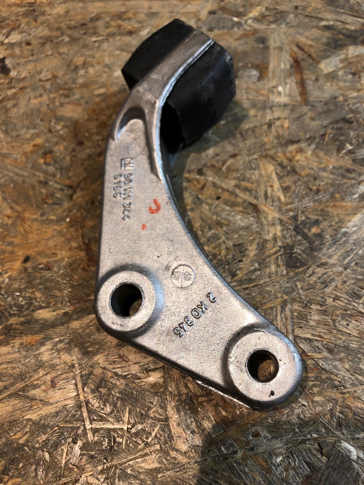 Original Opel Kadett E GSI Motorhalter Neu