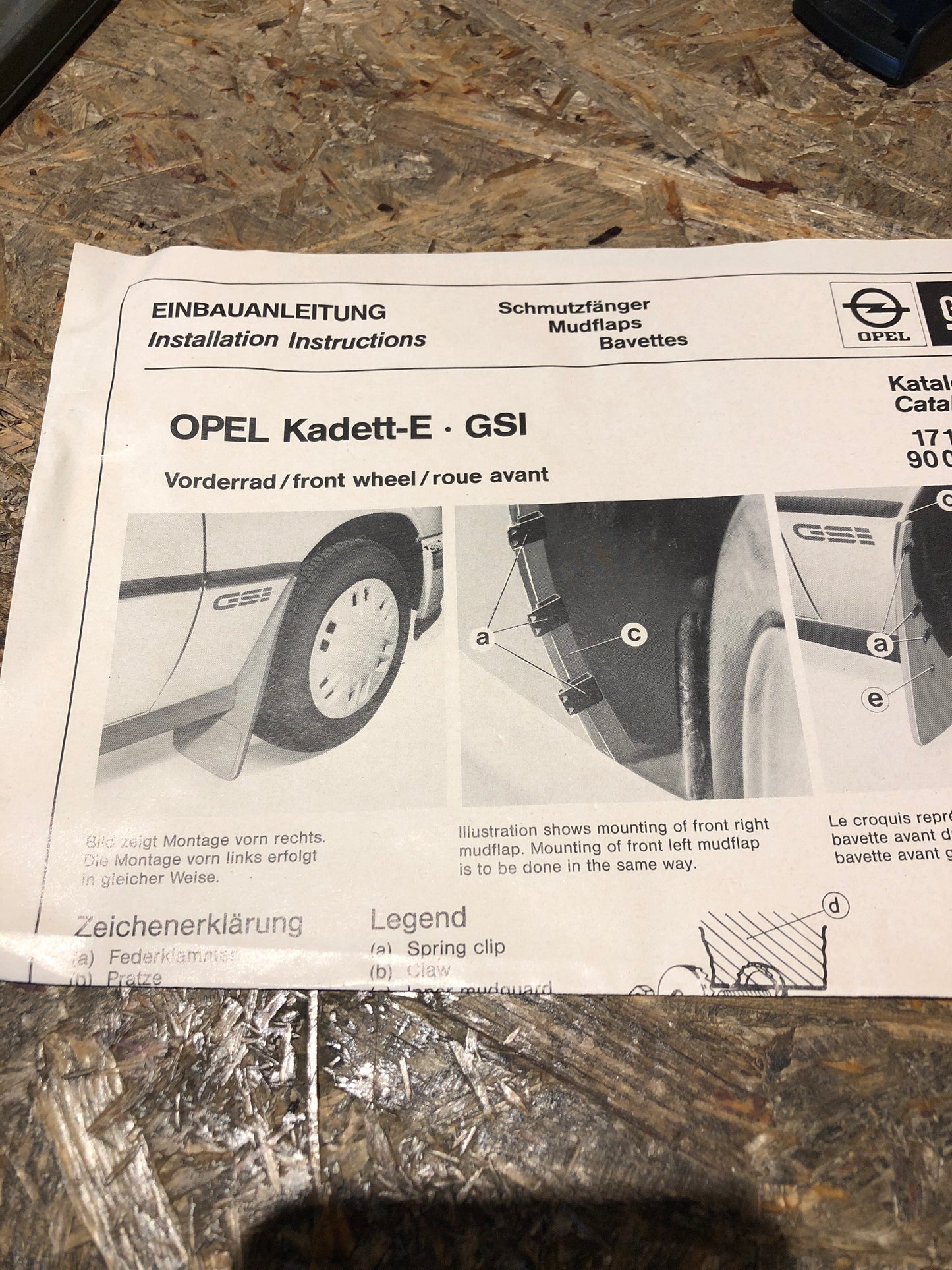 Original Opel Kadett GSI Schmutzfänger hinten Neu