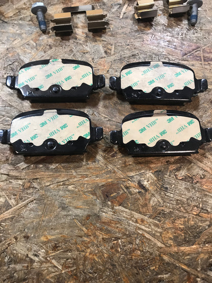 Original Opel Corsa C Tigra B 1.4 , 1.8 Tigra Roadster bis bj. 06 Bremsbeläge Satz hinten NEU