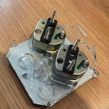 Original GM Opel Omega A Senator B Instrumentenanzeige Wasser/Kraftstoff/Temperaturanzeige Neu