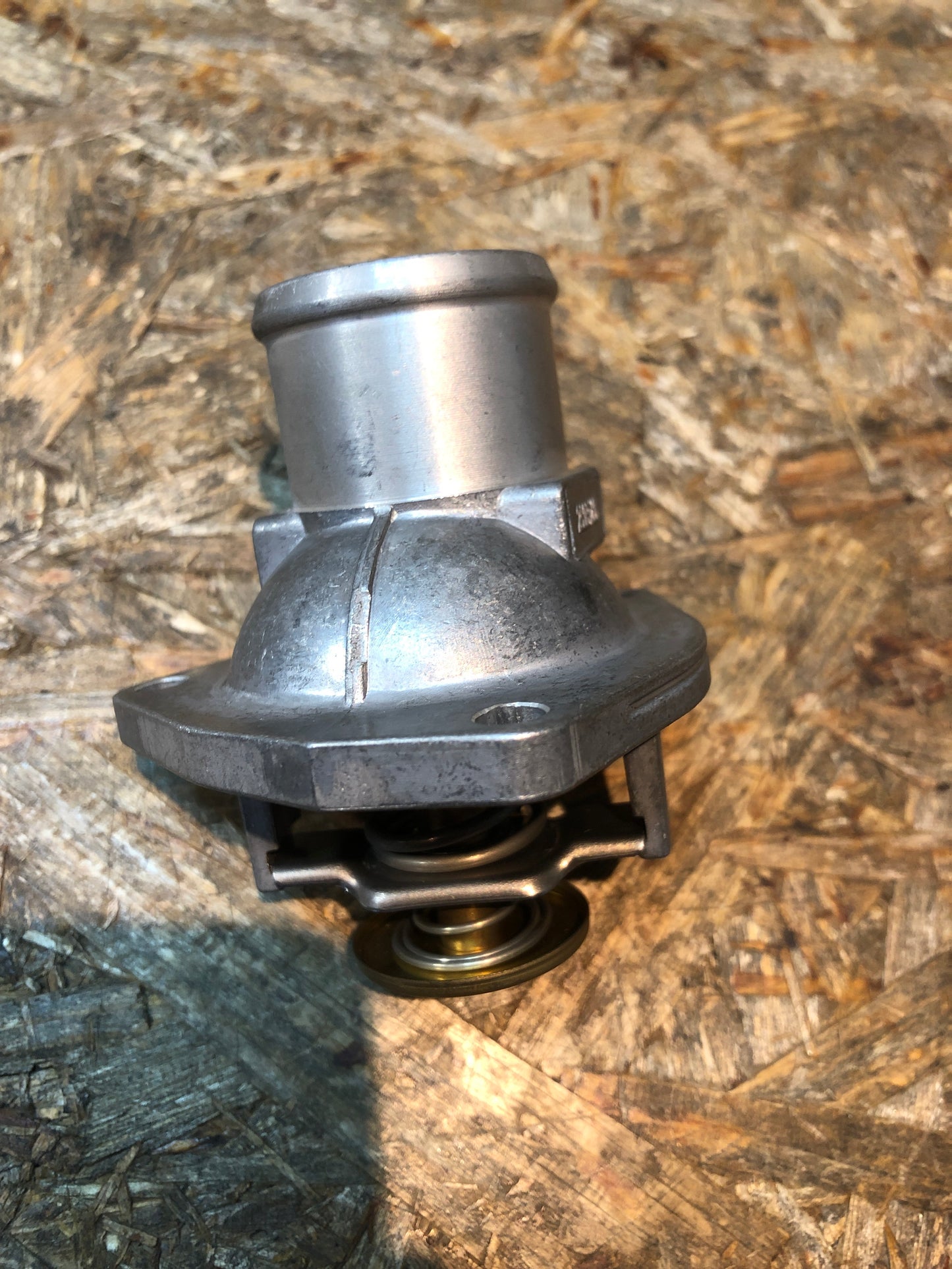 Original GM Opel Ascona C Calibra A Frontera A Thermostat Kühlmittel Neu