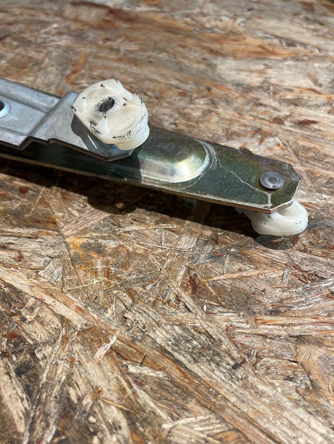 Original GM Opel Kadett D Fensterheber vorne Neu