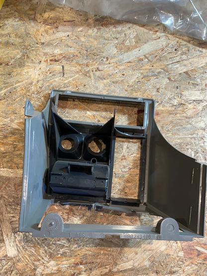 Original GM Opel Kadett E Konsole Neu