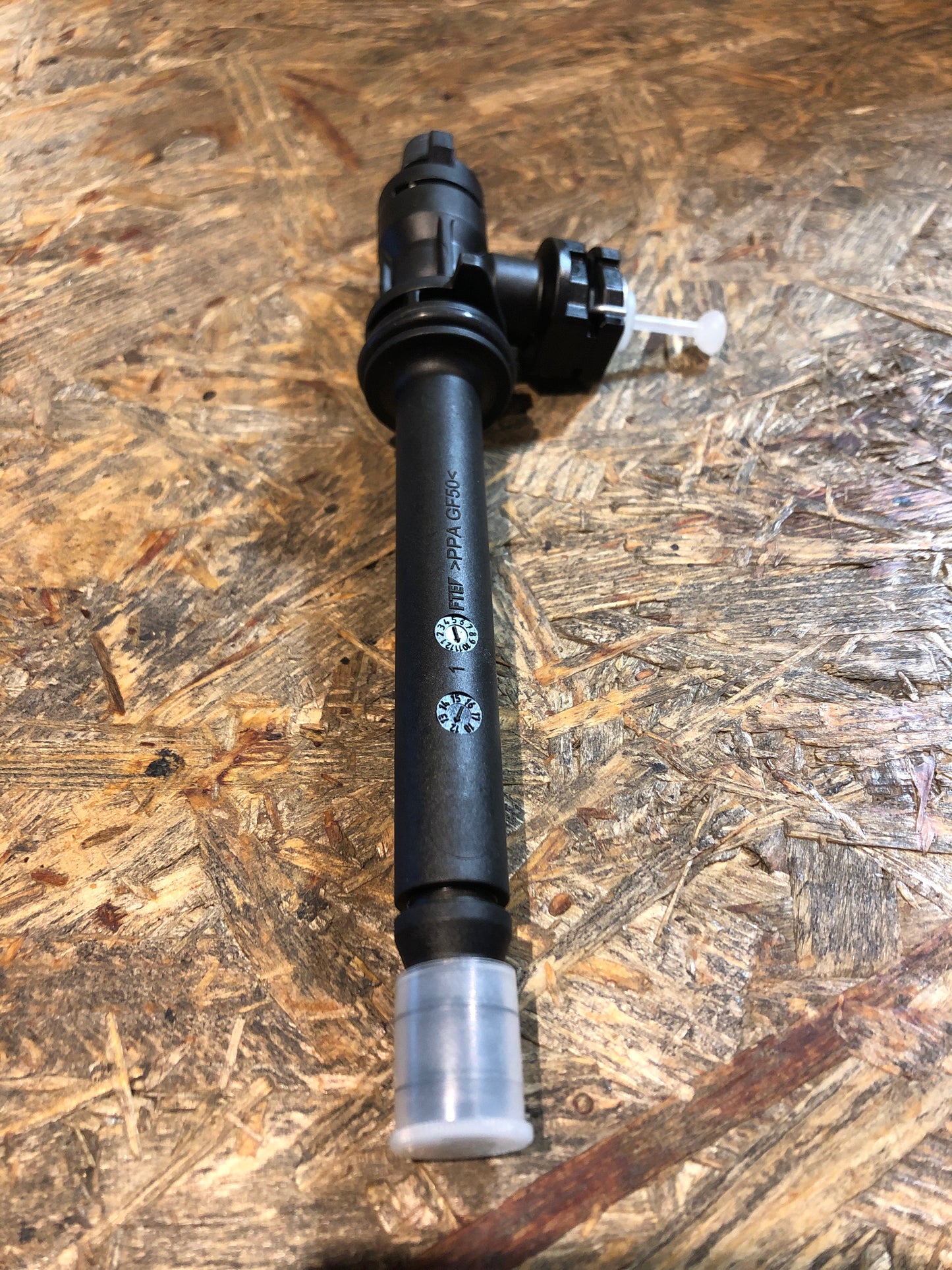 Original Opel Vivaro A Kupplungsnehmerzylinderrohr Neu