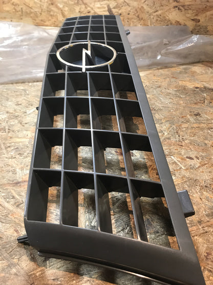 Original Opel Ascona C Frontgrill NEU