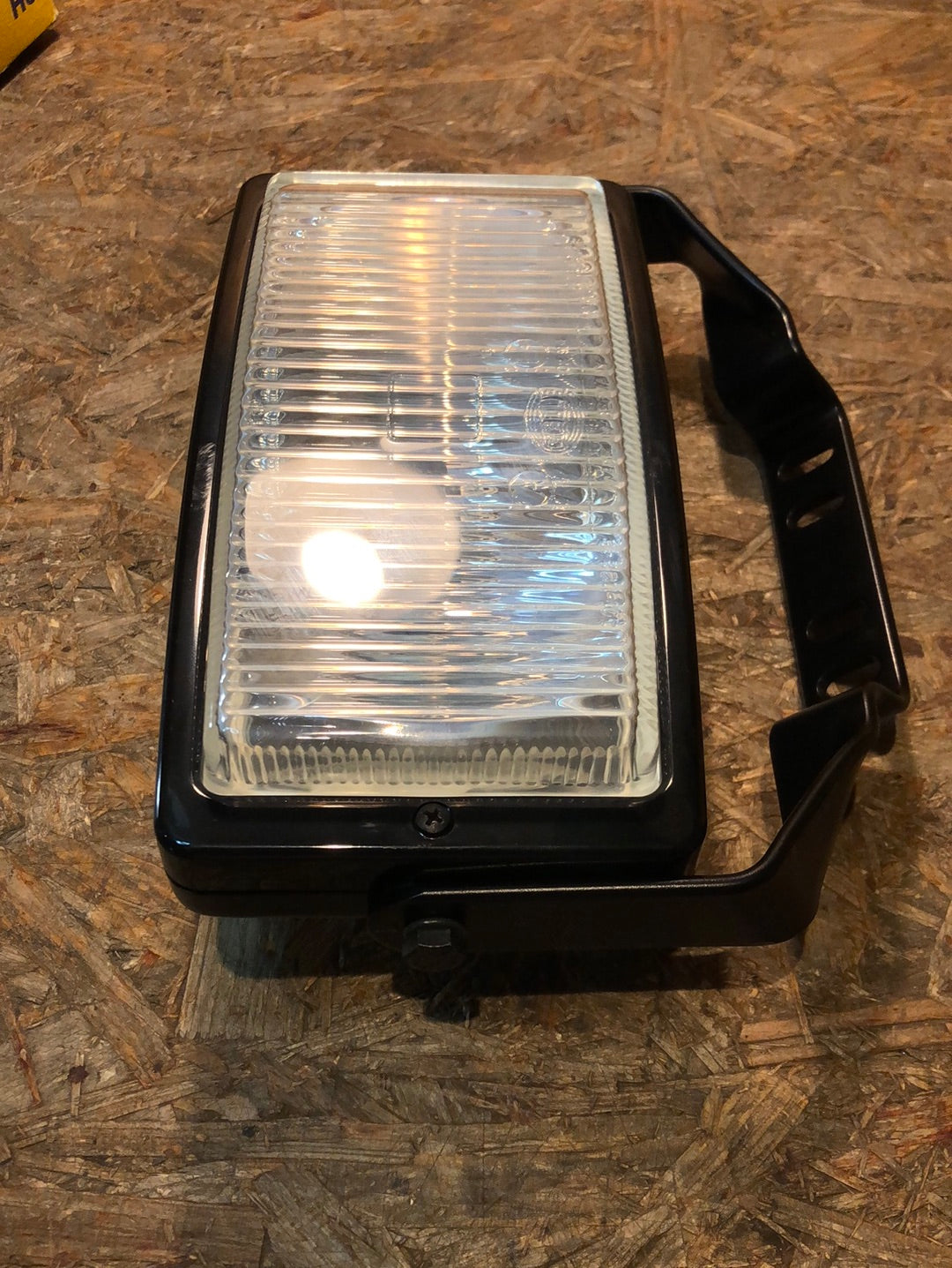 Original Hella Mercedes-Benz LKW SK Bj. 87-94 Nebelscheinwerfer Neu