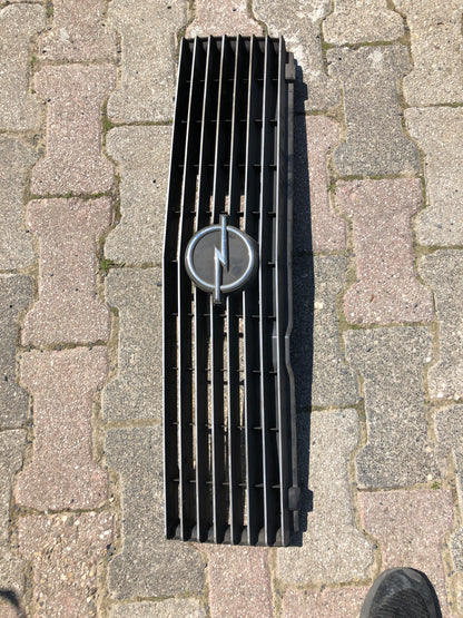 Original Opel Rekord E Frontgrill Neu