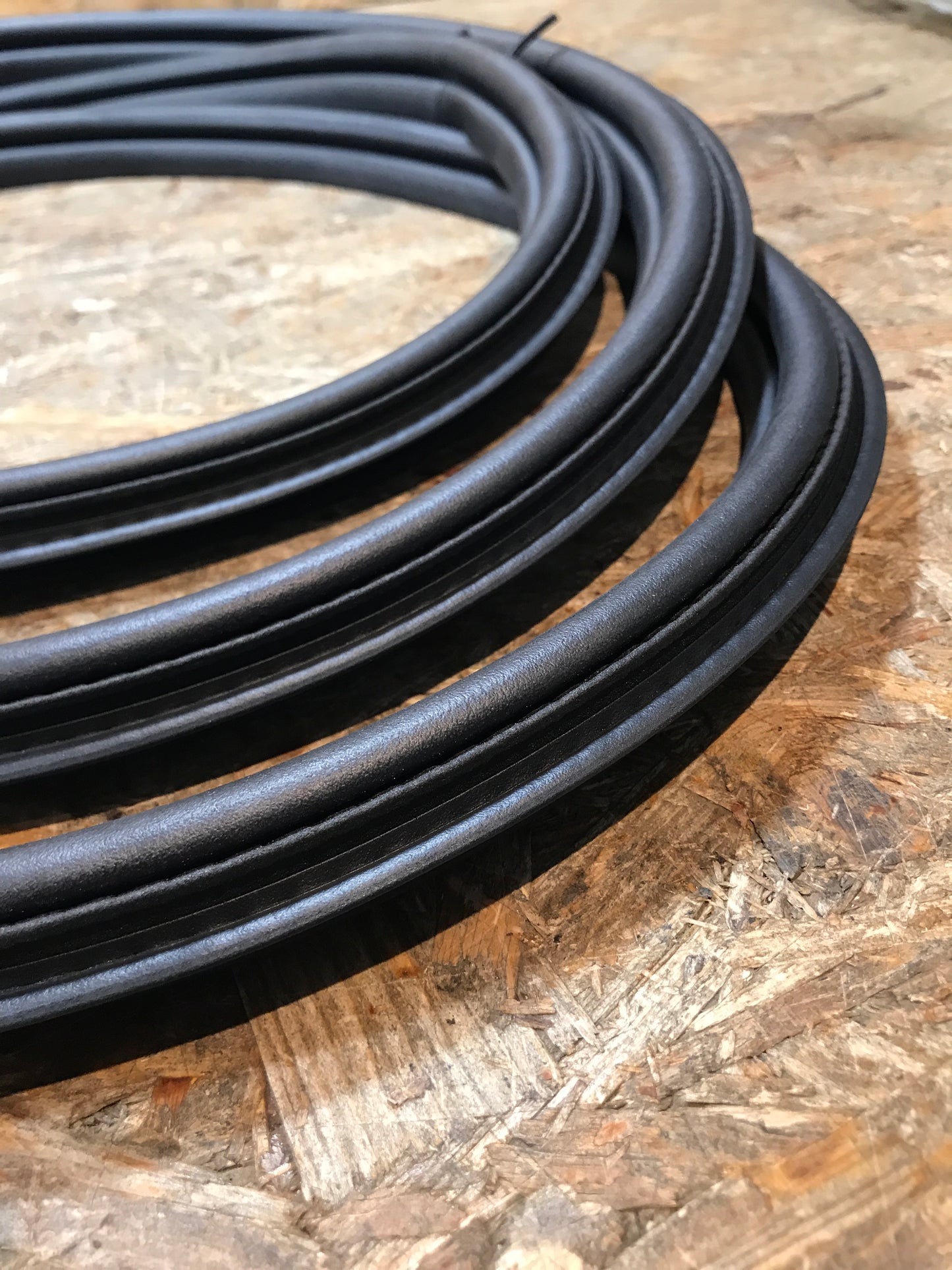 Original Opel Astra J SportsTourer Gummidichtung Hecklappe NEU