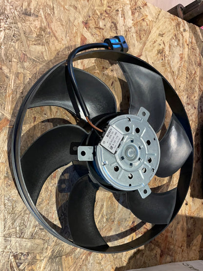 Original GM Opel Omega B Kühler Neu