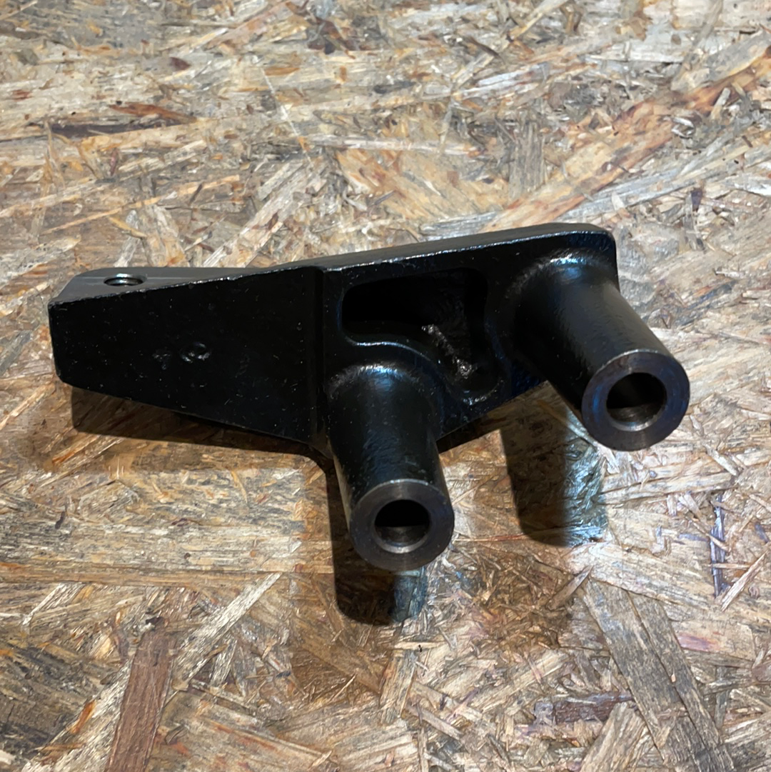 Original GM Vauxhall Opel Corsa B Tigra A Bracket Engine Front Mounting hinten rechts Neu