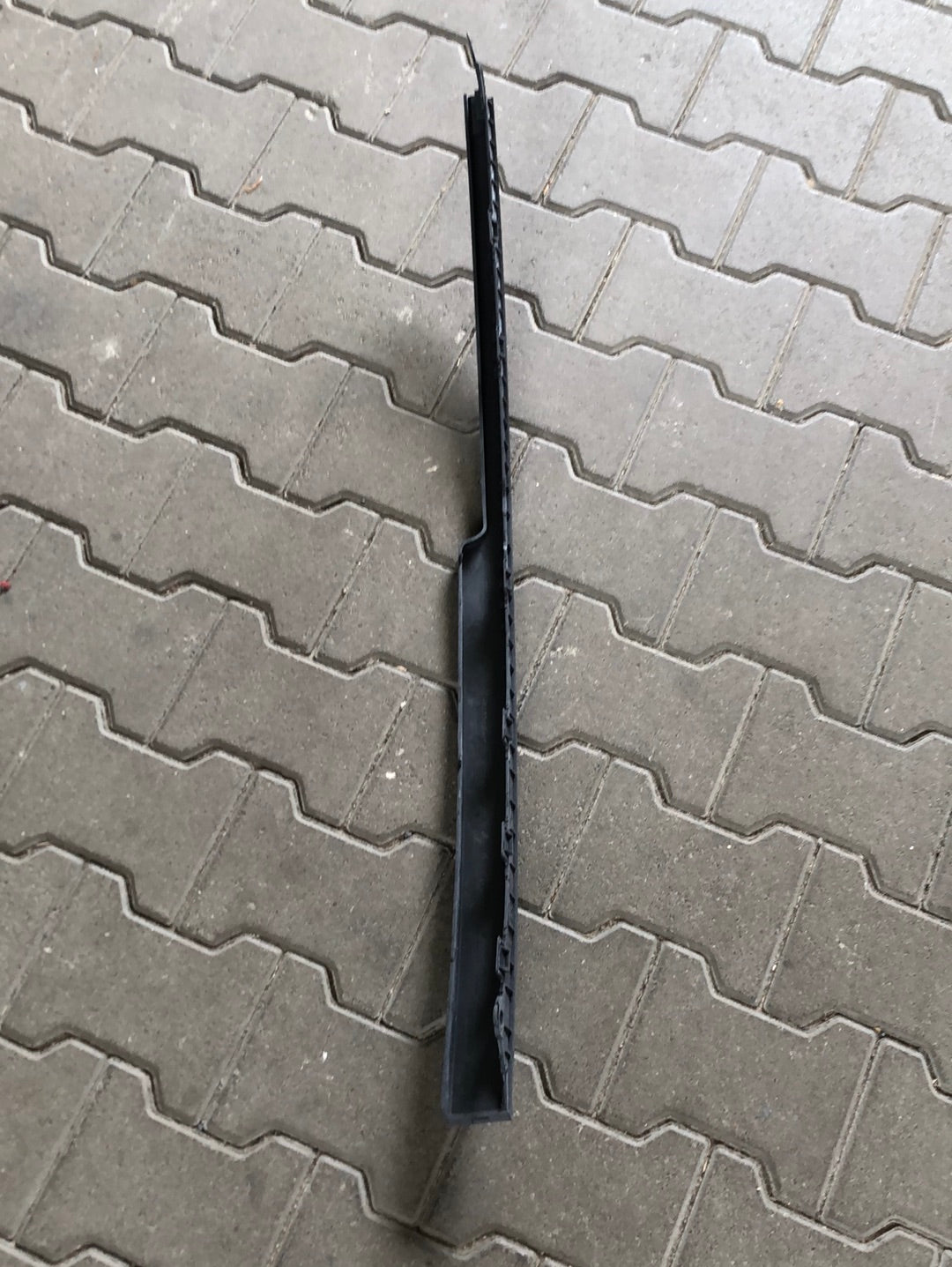 Original GM Buick Regal Windabweiser Neu