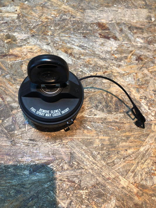 Original GM Opel Vivaro A Tank zum Kühler Einlass Neu