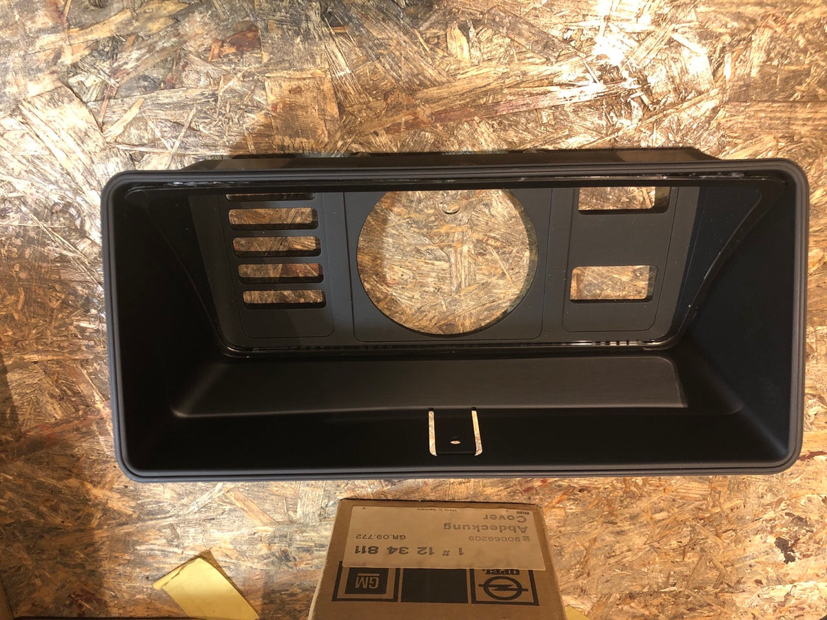 Original Opel Kadett D Tachoverkleidung Neu