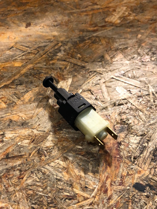 Original GM Opel Kadett E Schalter Kupplung Drehzahlbegrenzer Neu