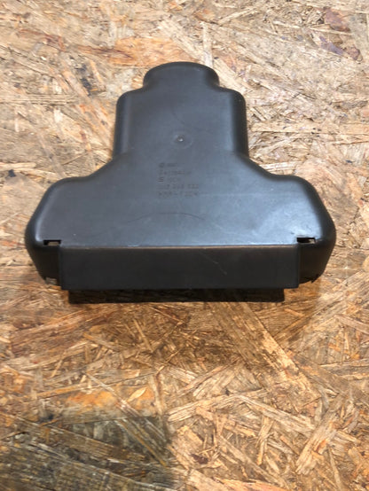 Original VW Golf 3 Abdeckkappe für Lampenträger Heckleuchte Neu