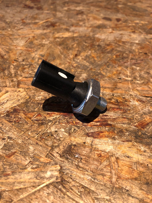 Hella Audi A3 A4 A6 A7 Öldruckschalter Neu